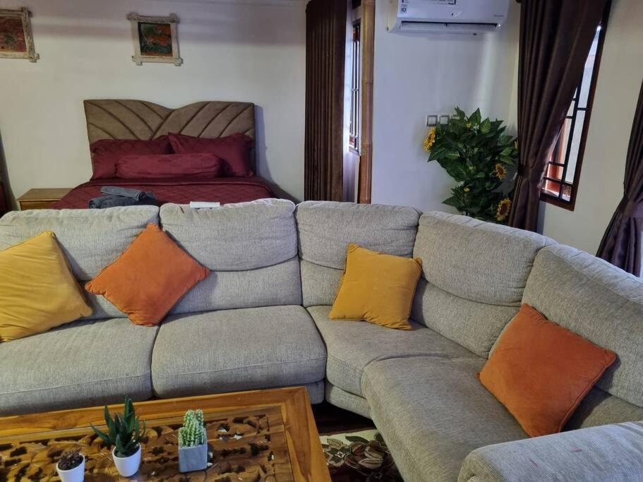 Suci'S Friendly Apartments Mataram Exterior foto